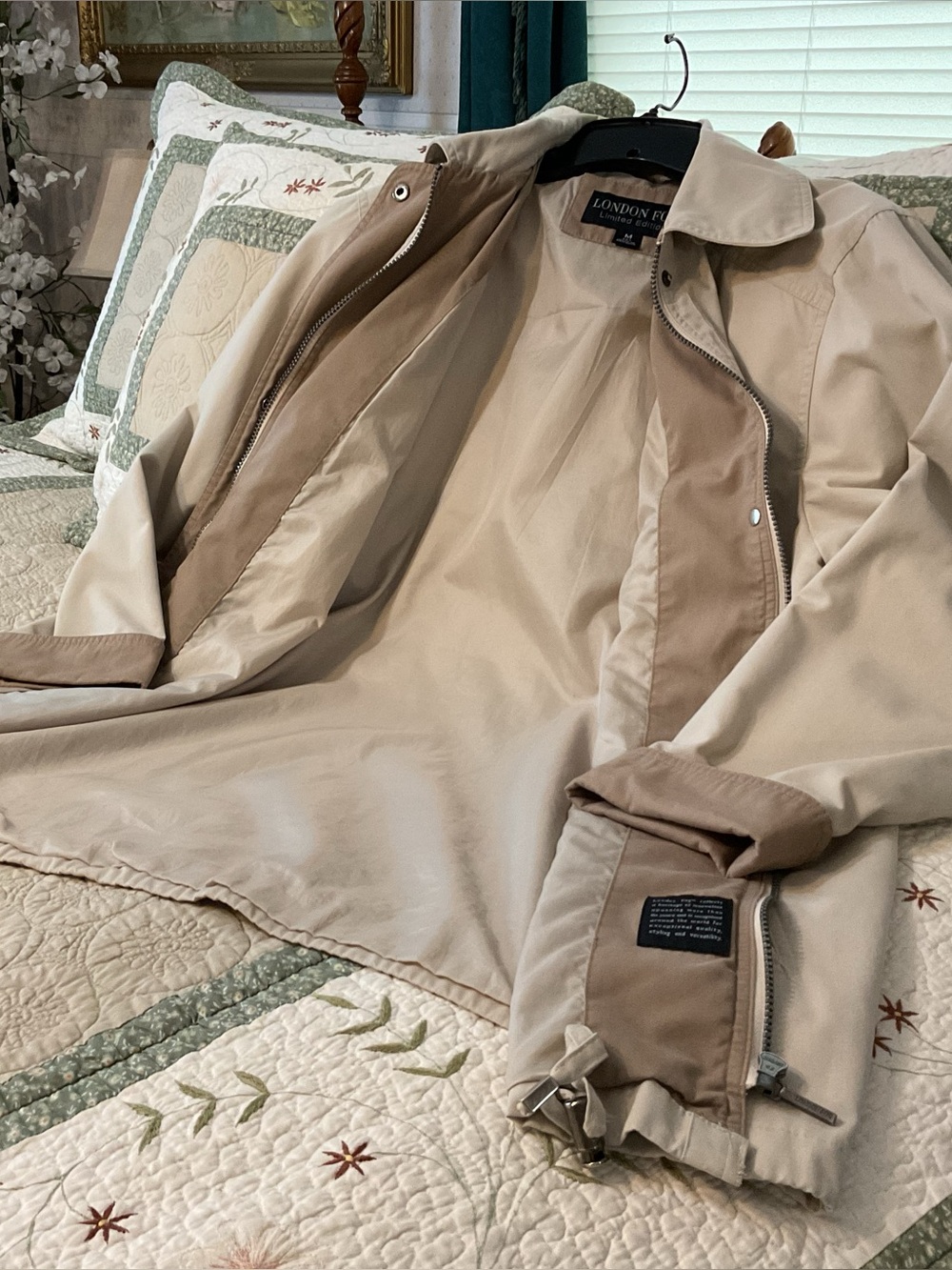 LONDON FOG LIMITED EDITION LADIES HOODED TRENCH COAT MADE IN SRI LANKA SIZE MP - Picture 6 of 16